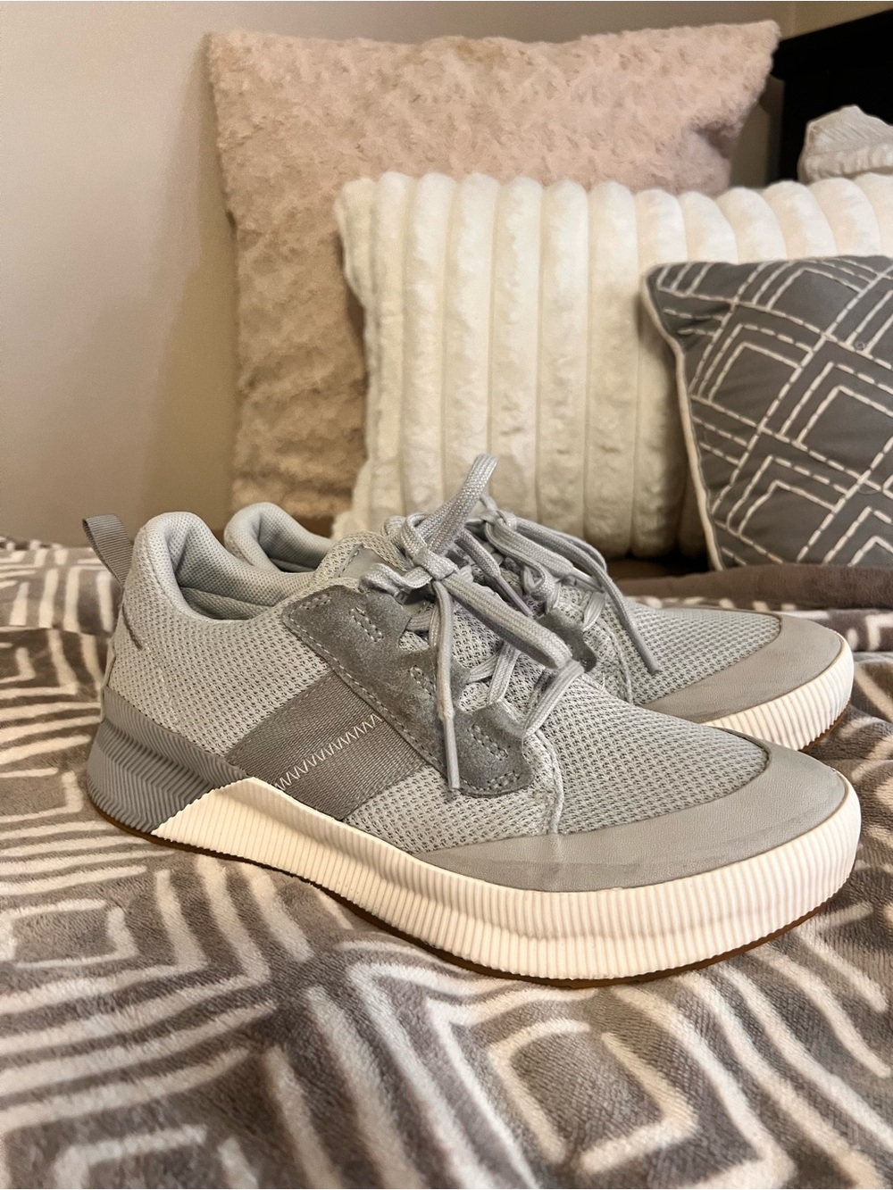 Sorel Women's Light Gray Knit Lace-Up Sneakers with Cream Sole